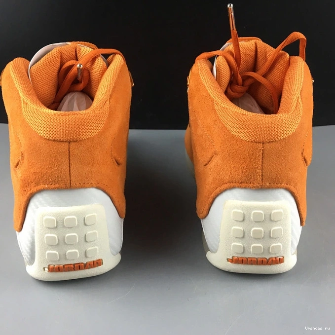 Campfire Retro Orange 18 AA2494-801 Jordan  0321